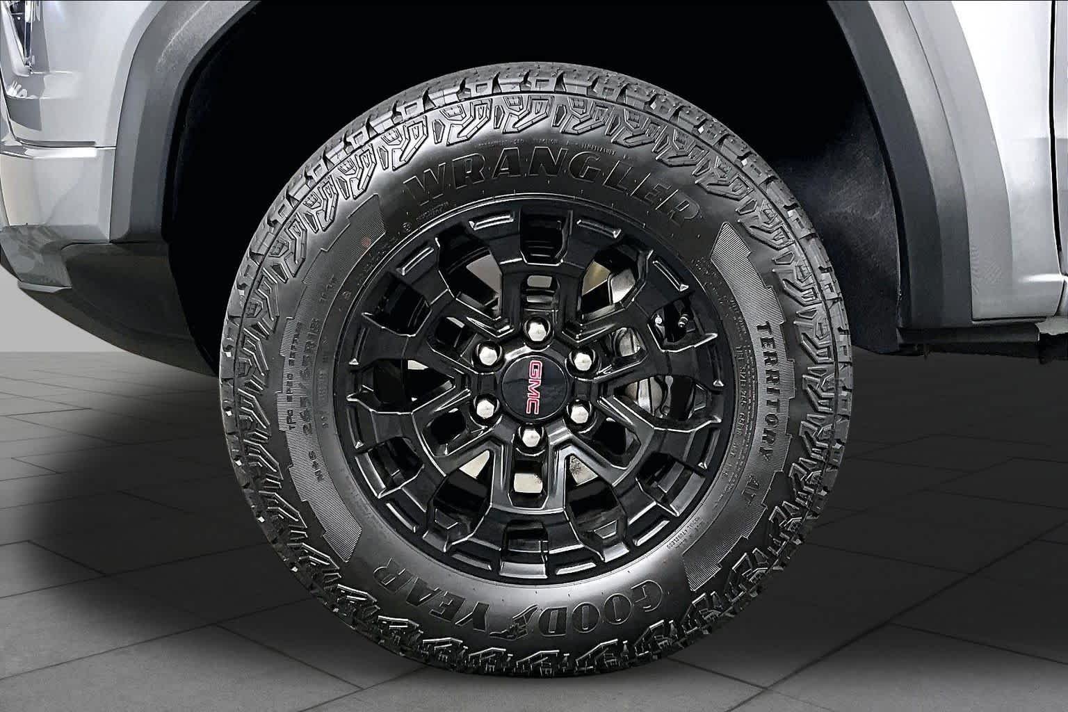2026 GMC Canyon Elevation - Photo 10