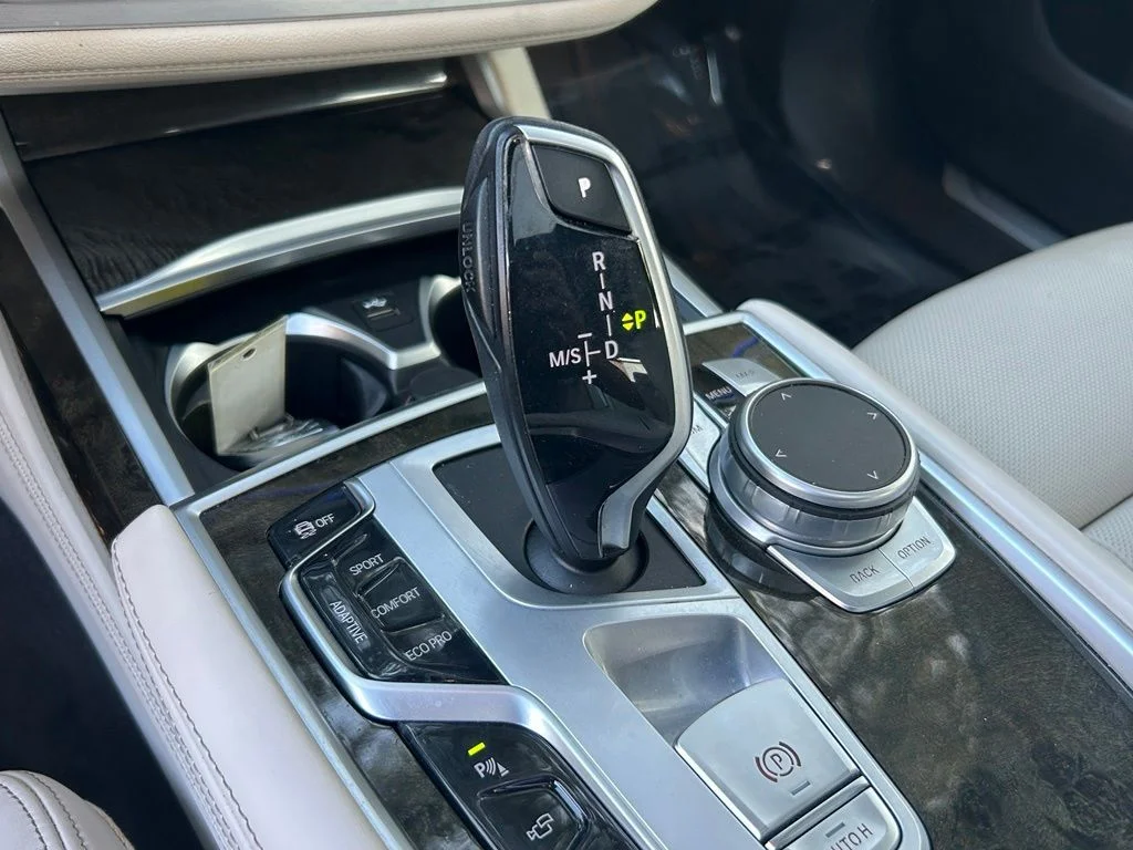 Used 2022 Donington Gray Metallic BMW 740i image 15