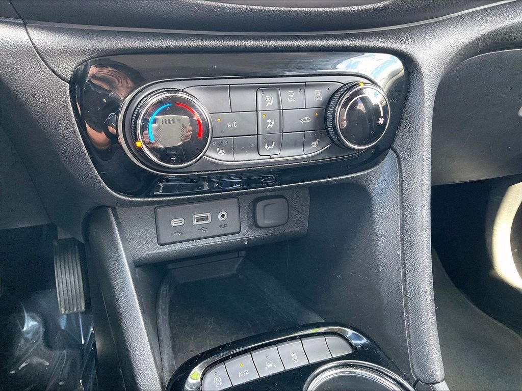 Used 2020 Satin Steel Metallic Buick Preferred image 24