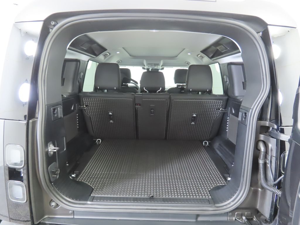 Used 2026 Carpathian Grey Prem Met Land Rover S image 28