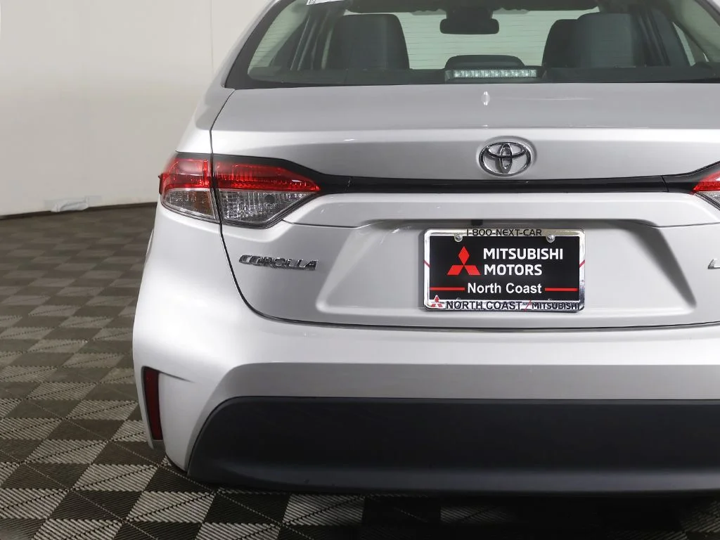 Used 2025 Silver Toyota LE image 12