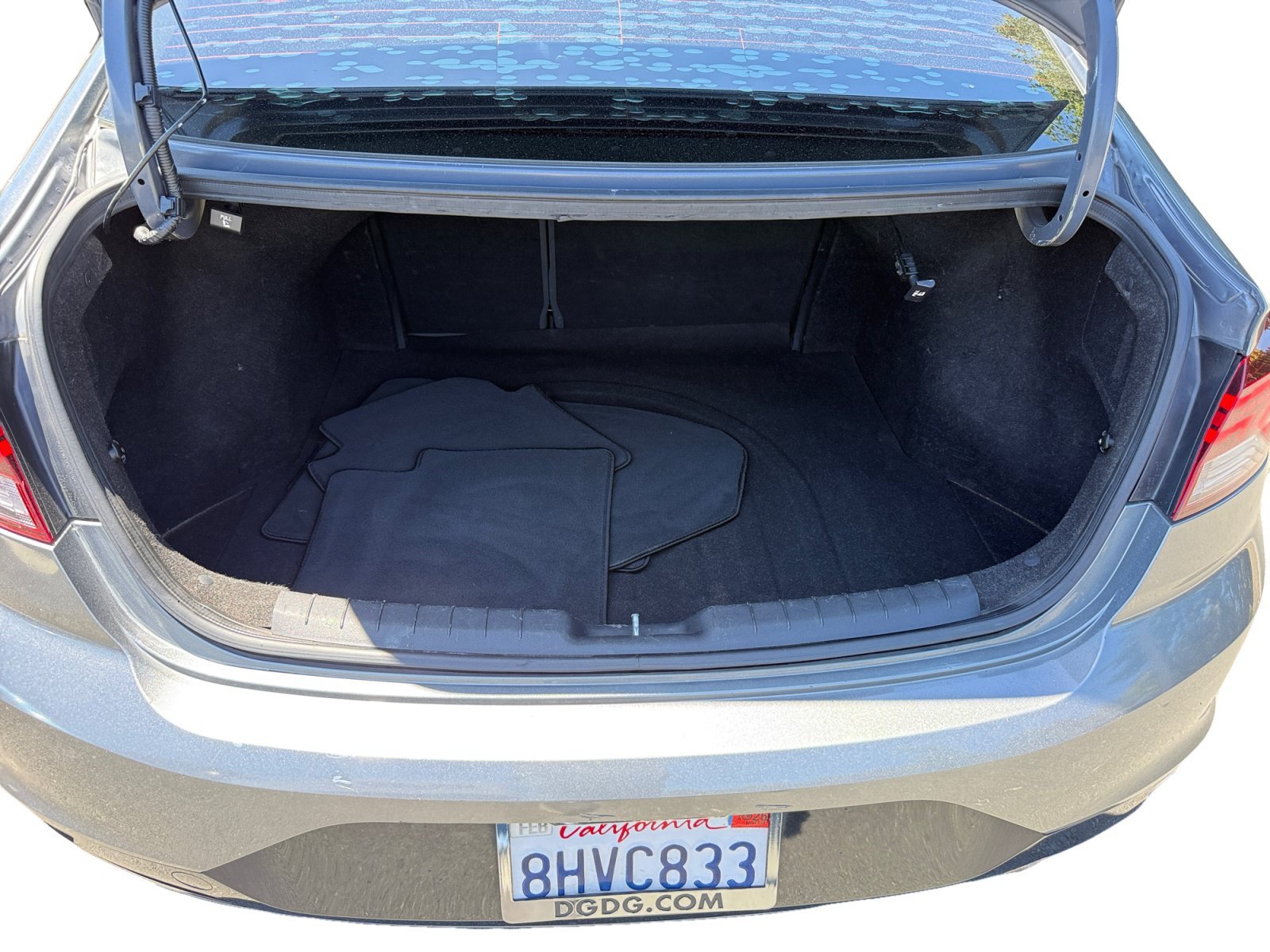 Used 2019 Galactic Gray Hyundai Sport image 17