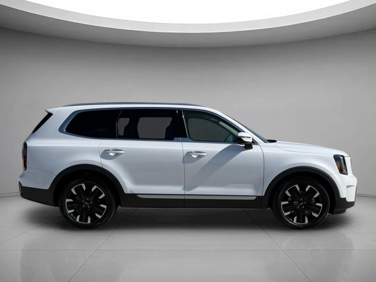 Used 2023 Glacial White Pearl Kia SX image 11