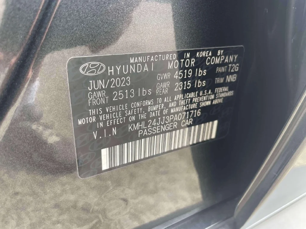 Certified Used 2023 Gray Hyundai Blue image 18