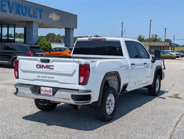 Used 2024 Summit White GMC Pro image 6