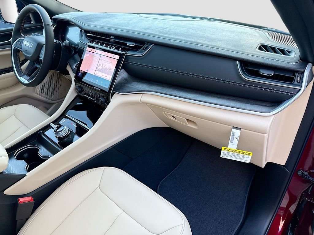 2025 Jeep Grand Cherokee Limited - Photo 32