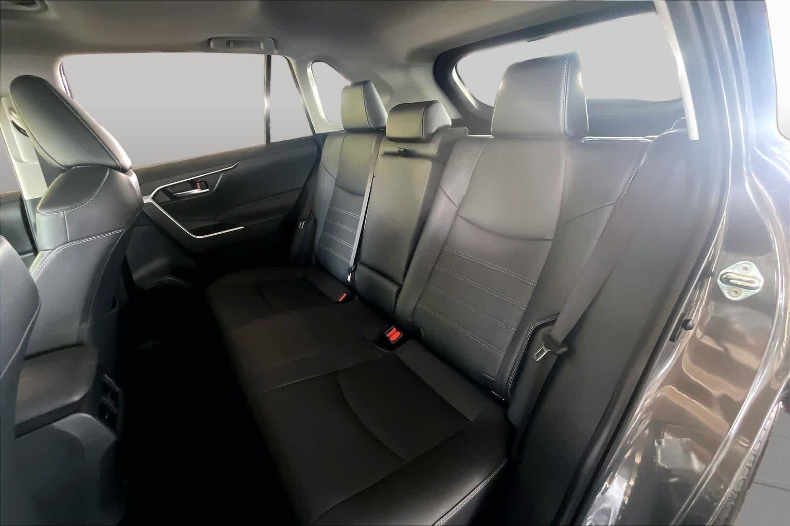 Used 2024 Magnetic Gray Metallic Toyota XLE Premium image 18