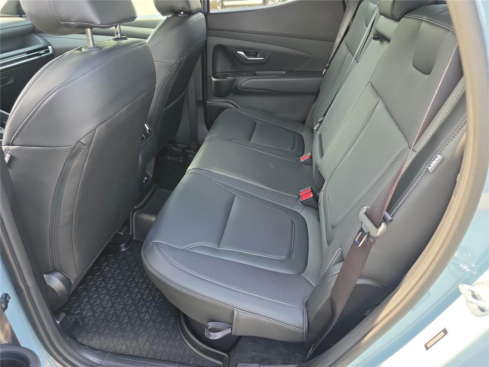 Used 2025 Blue Stone Hyundai SEL image 16