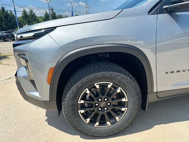New 2026 Sterling Gray Metallic Chevrolet Z71 image 34