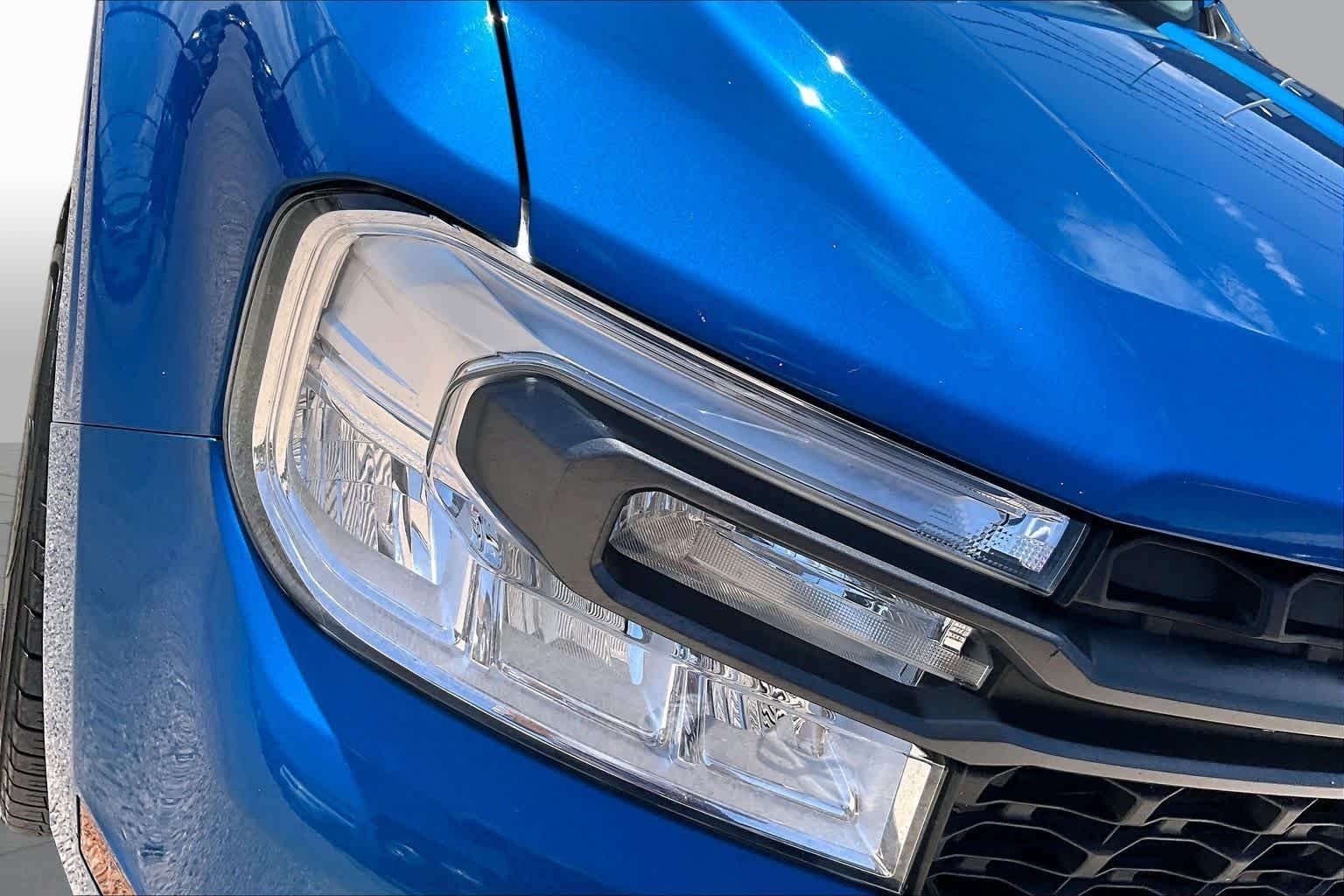 Used 2022 Velocity Blue Ford XLT image 26