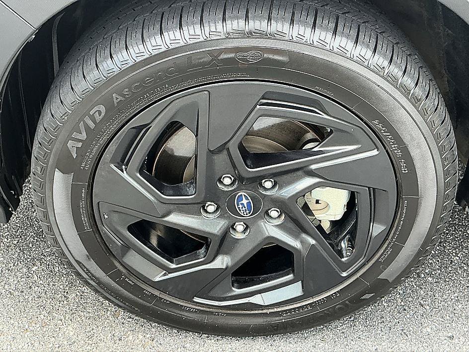 Used 2024 Ice Silver Metallic Subaru Sport image 7