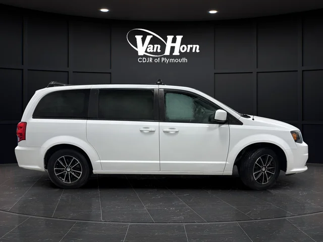 Used 2018 Dodge Grand Caravan SE Plus with VIN 2C4RDGBGXJR151398 for sale in Plymouth, WI