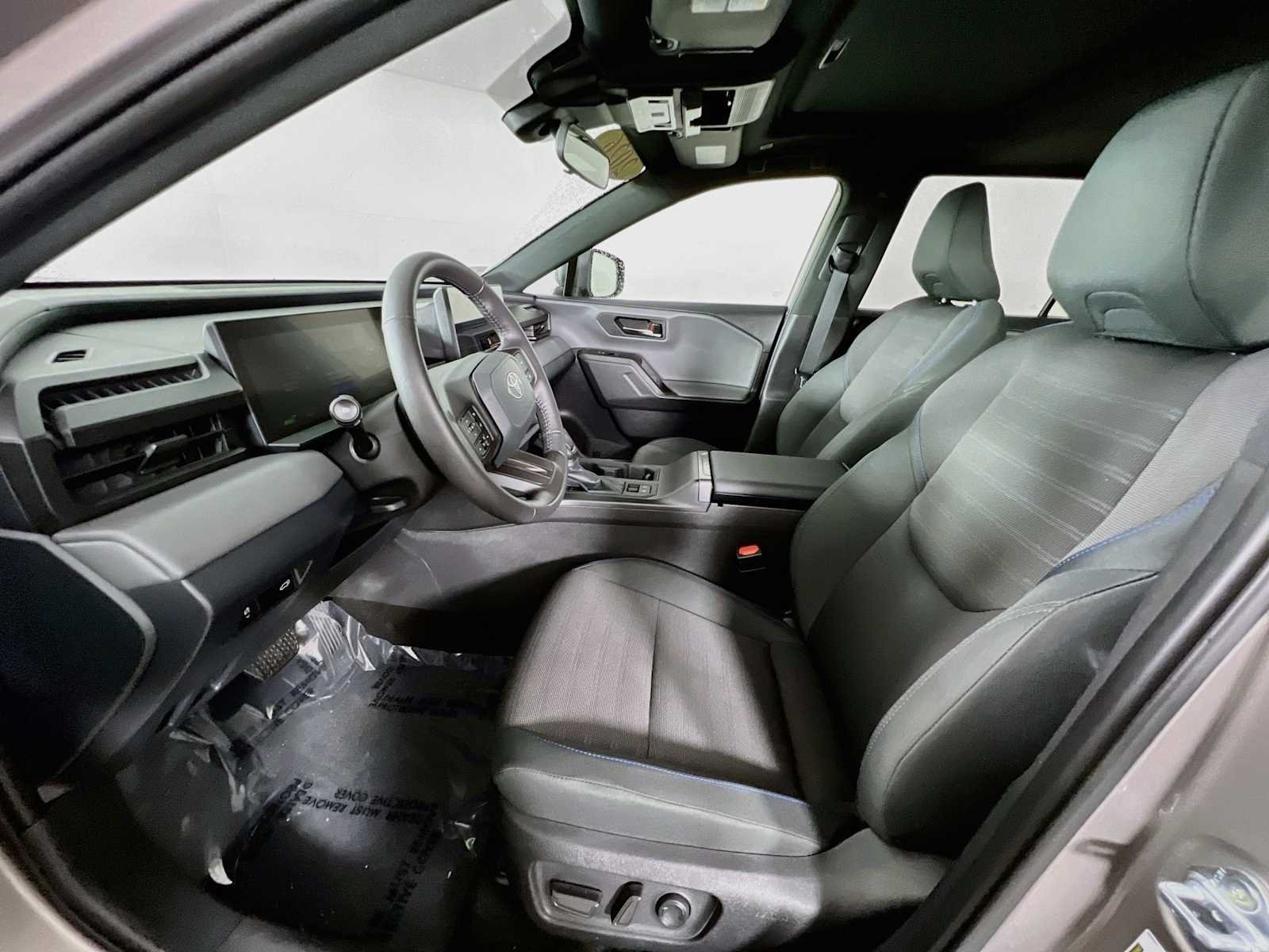 Used 2026 Meteor Shower Toyota SE image 22