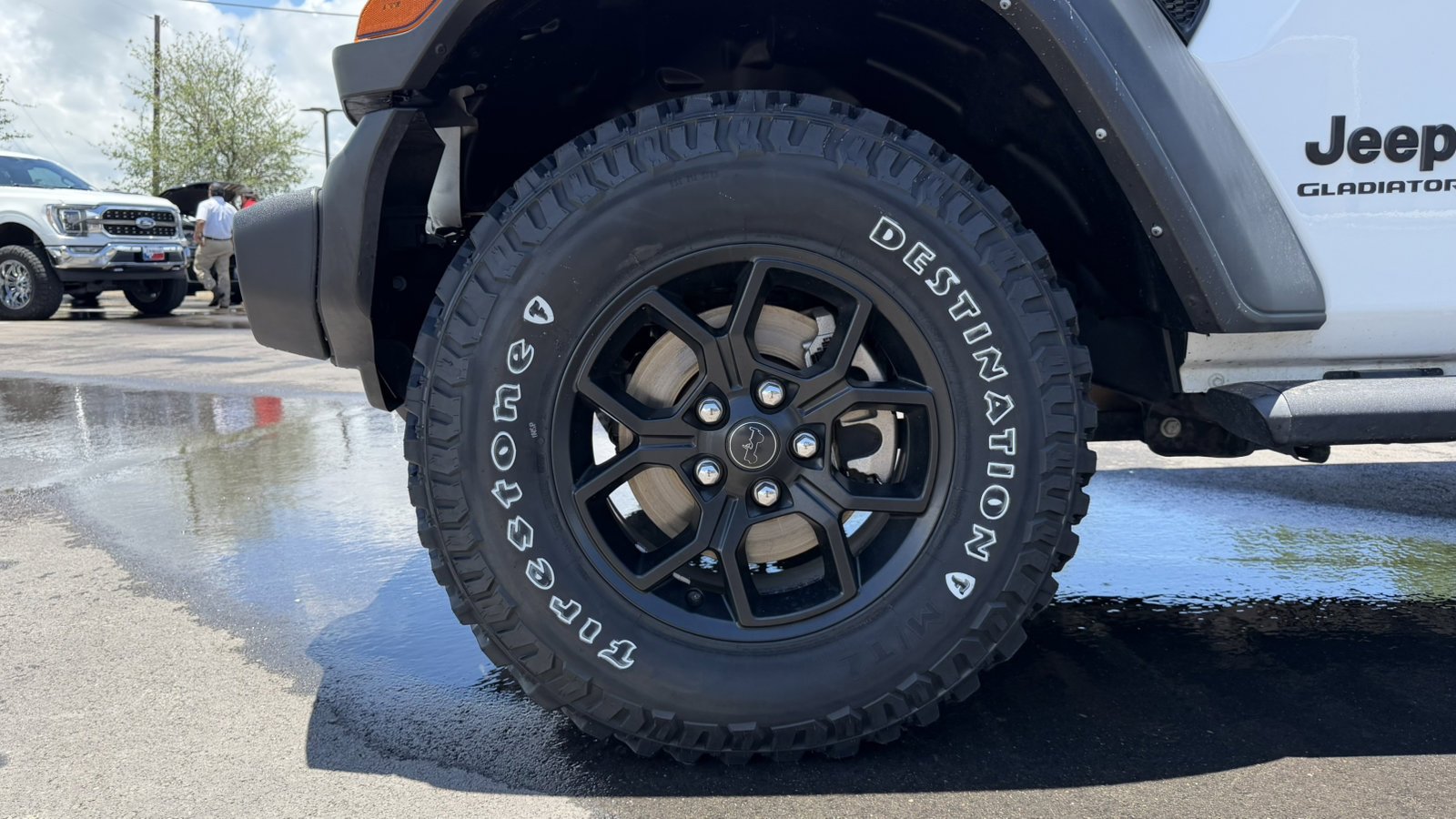 Used 2022 Bright White Clearcoat Jeep Sport image 26