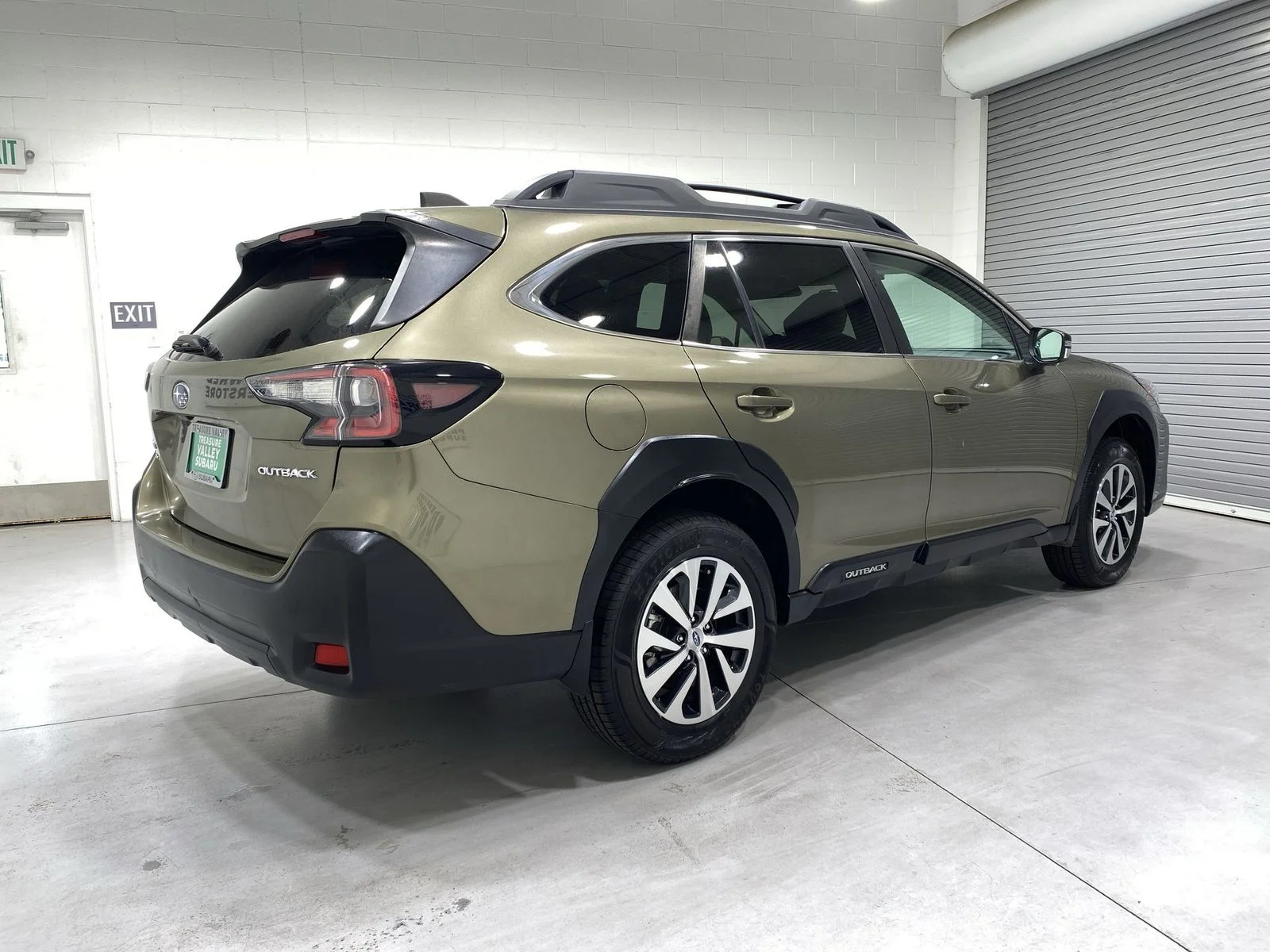 Used 2024 Brown Subaru Premium image 8
