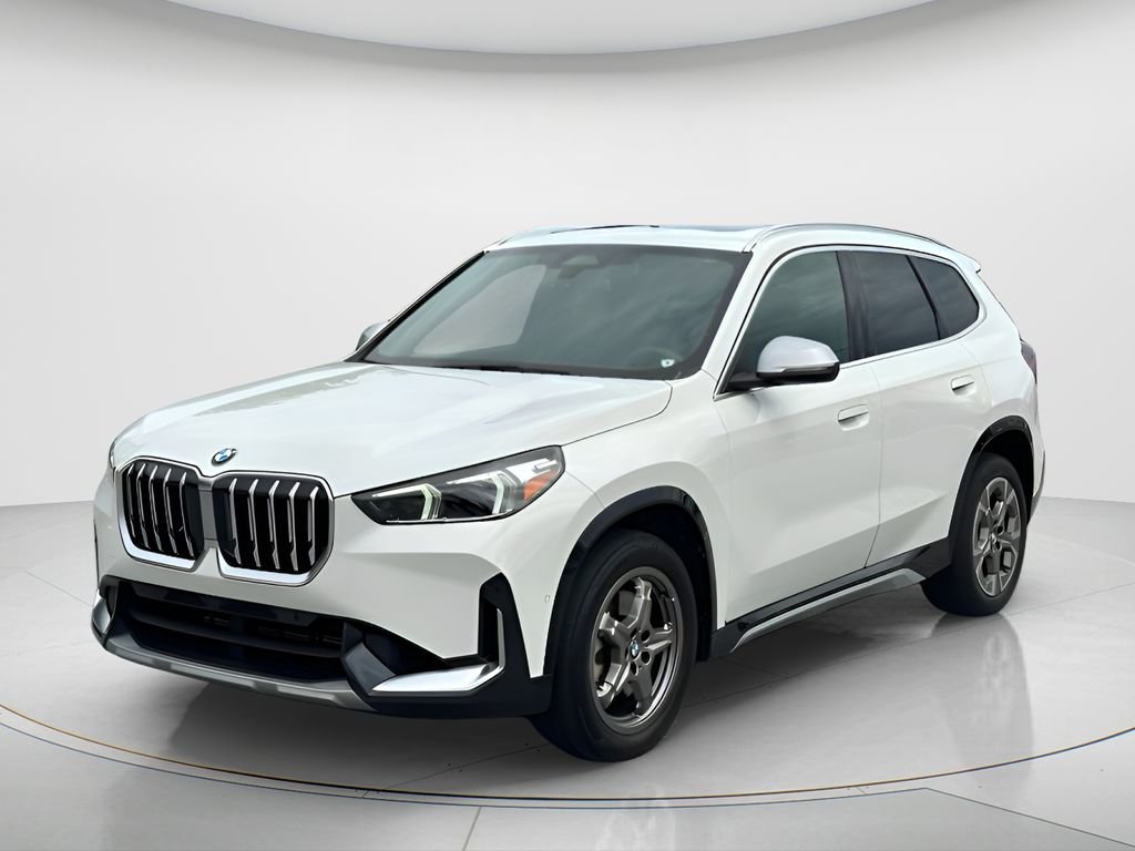 Certified Used 2023 White BMW xDrive28i image 1