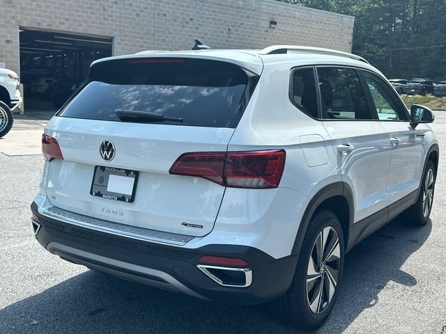 Certified Used 2024 White Volkswagen 1.5T SE image 5