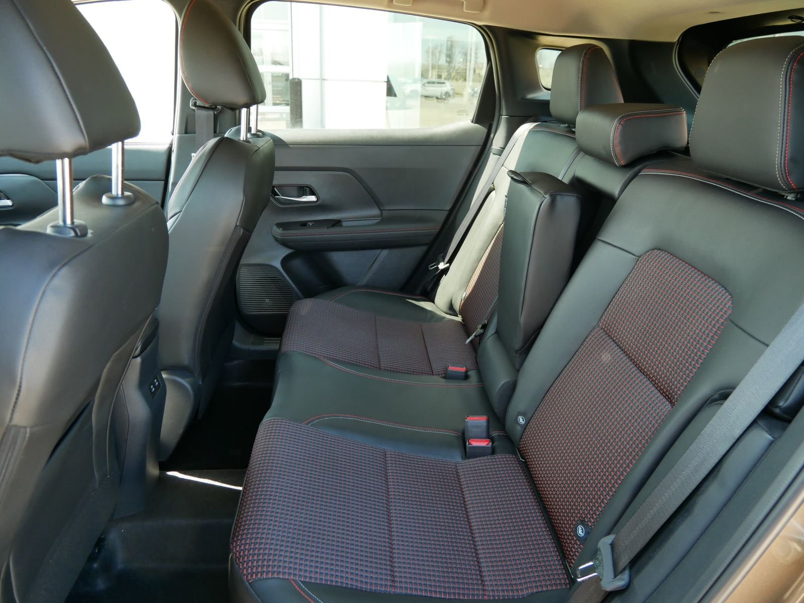 2025 Nissan Kicks SR AWD - Photo 15