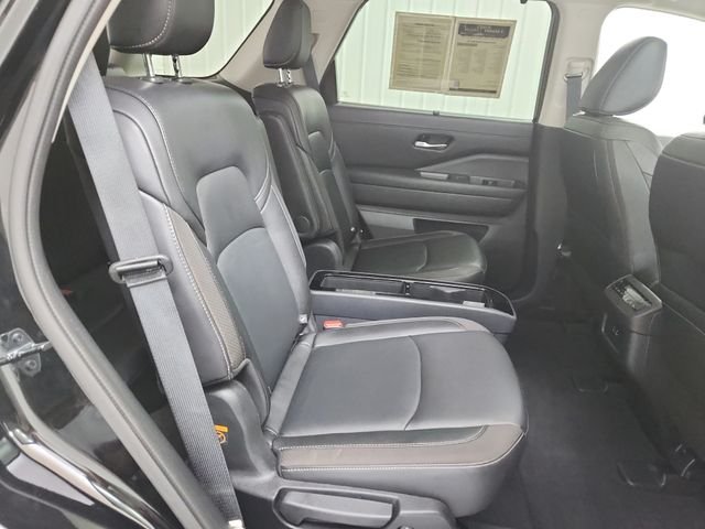 Used 2025 Black Nissan SL image 43