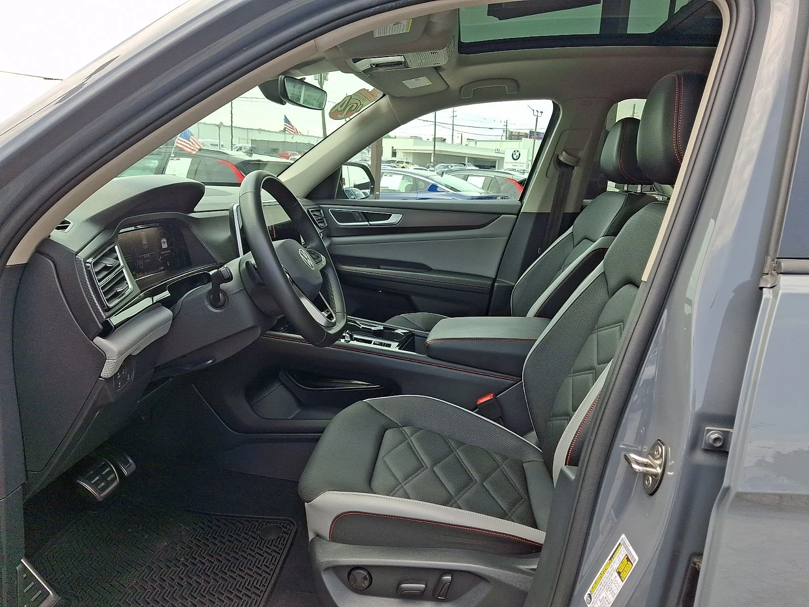 Used 2024 Gray Volkswagen 2.0T Peak Edition SE w/Technology image 13