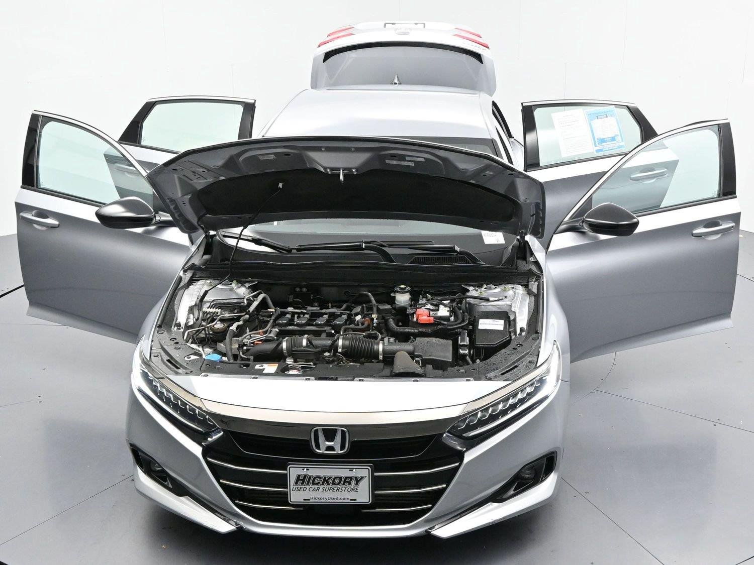Used 2022 Lunar Silver Metallic Honda Sport image 40