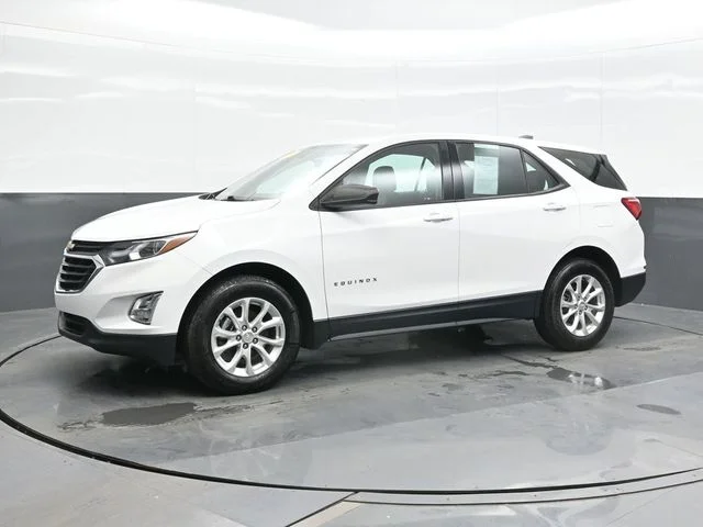 Used 2018 White Chevrolet LS image 5