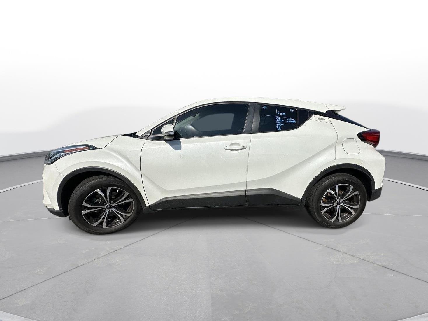 Used 2021 Blizzard Pearl Toyota LE image 9