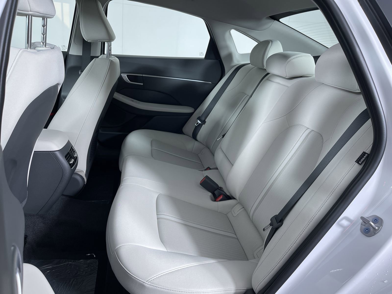 2025 Hyundai Sonata Hybrid SEL - Photo 25