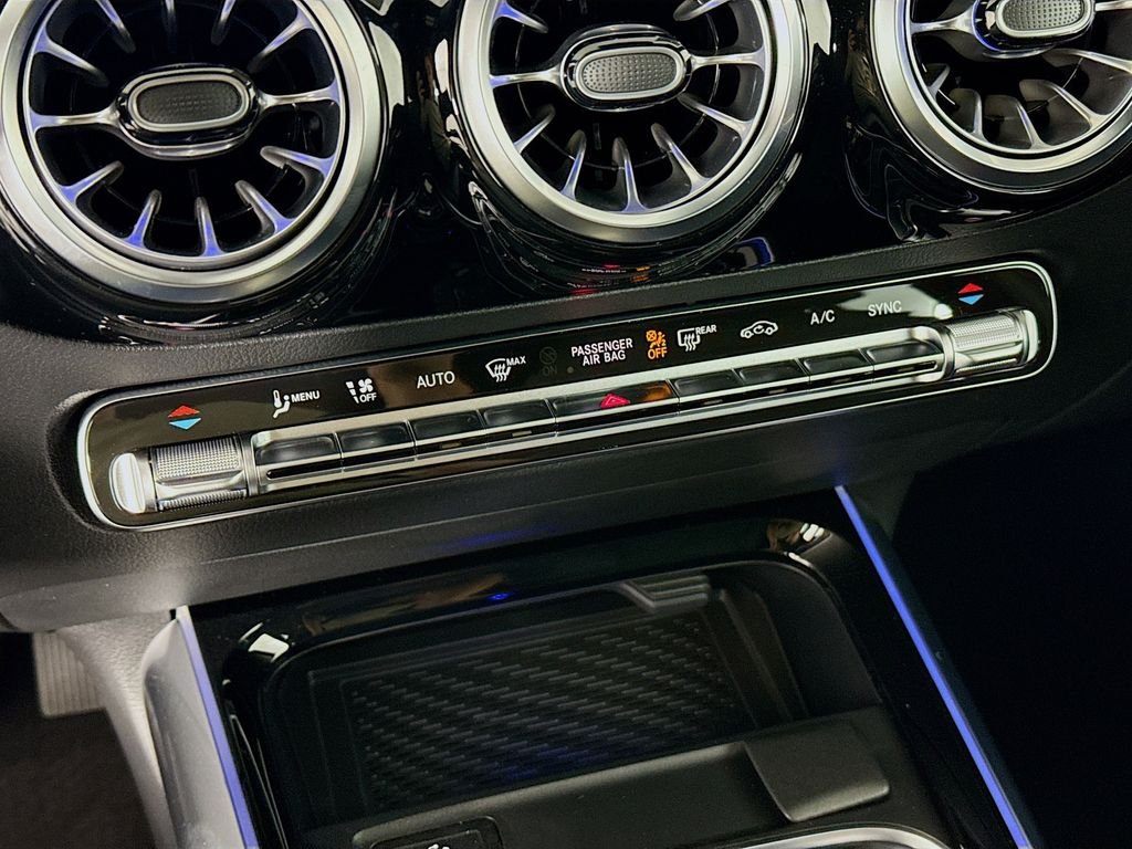 Used 2026 Black Mercedes-Benz GLA 250 image 17