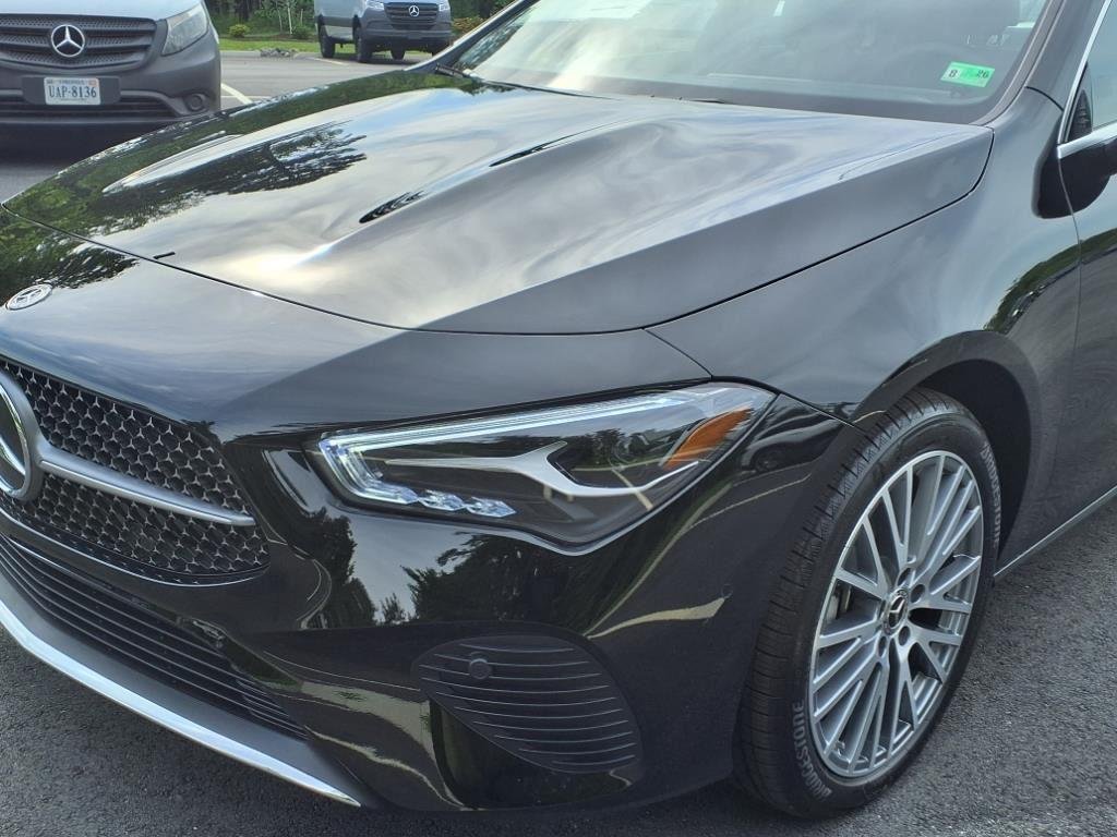 Used 2026 BLACK Mercedes-Benz CLA 250 image 2