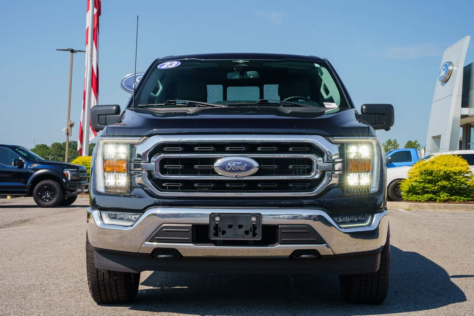Used 2023 Blue Ford XLT image 1