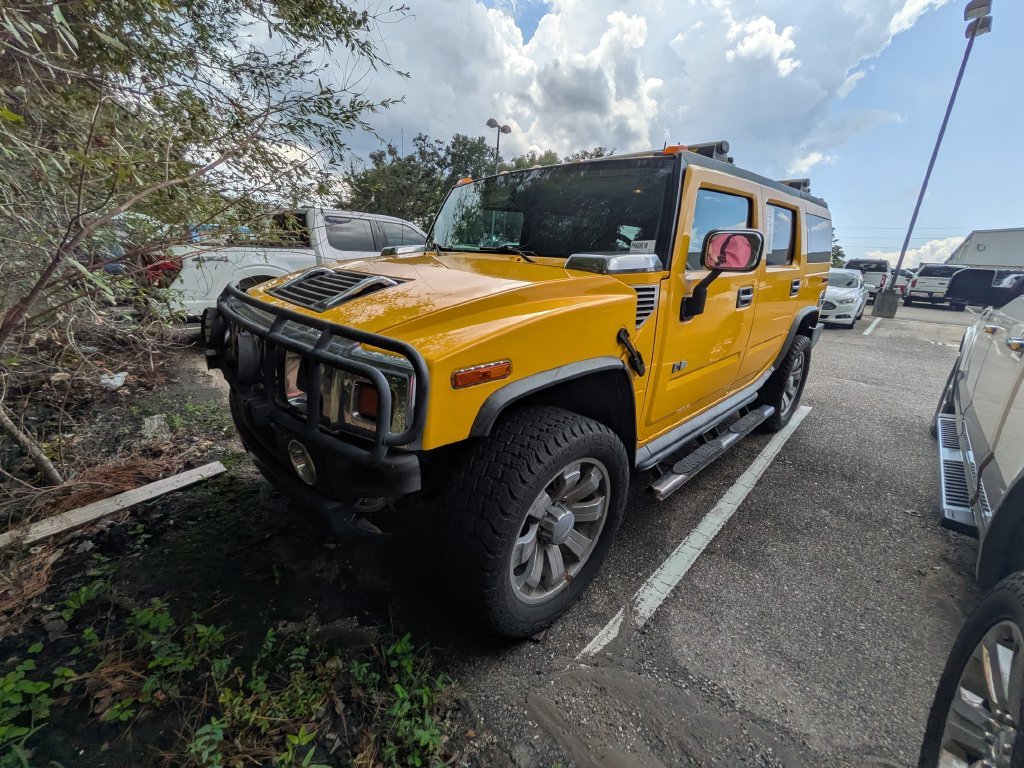 Used 2004 Yellow Hummer Base image 3