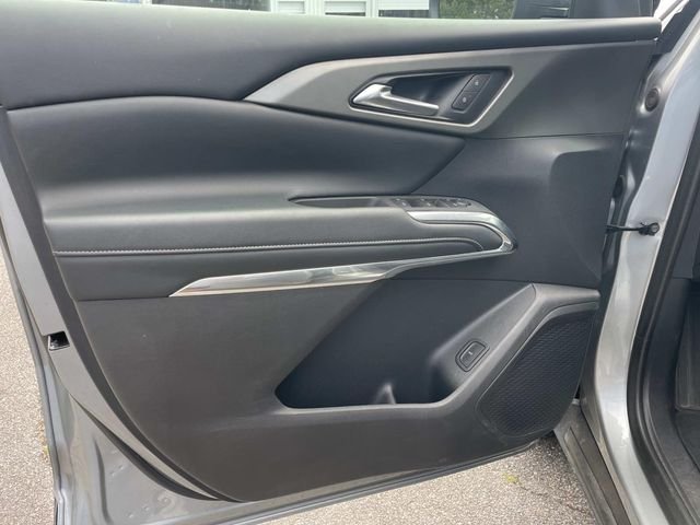 Used 2025 Gray Chevrolet LT image 17