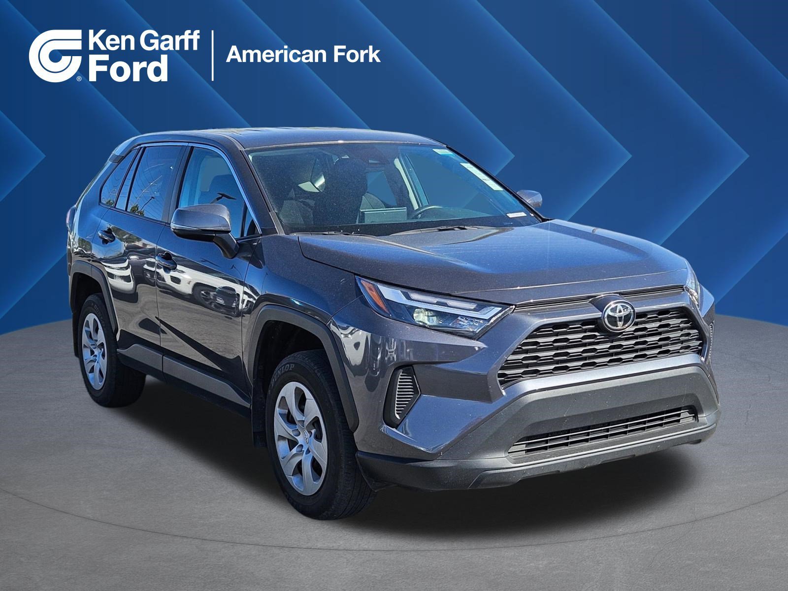 2023 Toyota RAV4 LE AWD's photo