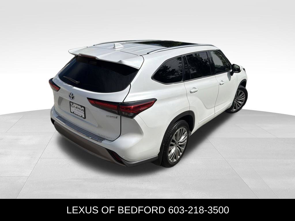 Used 2022 Beige Toyota Platinum image 6