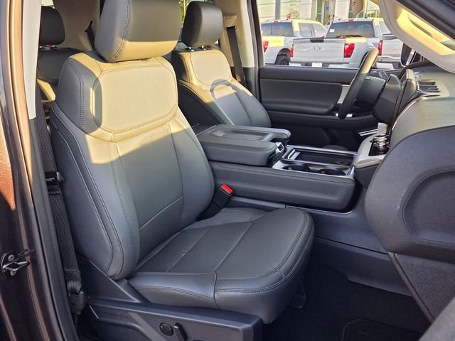 New 2026 Dark Matter Gray Metallic Ford Active image 16