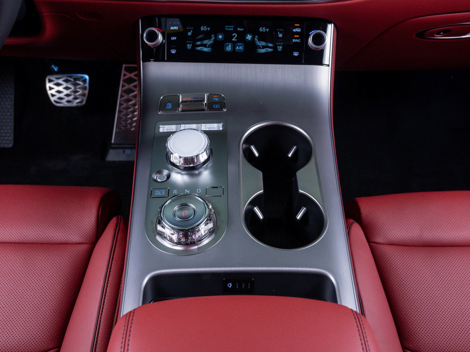 2026 GENESIS GV70 Sport Advanced - Photo 29