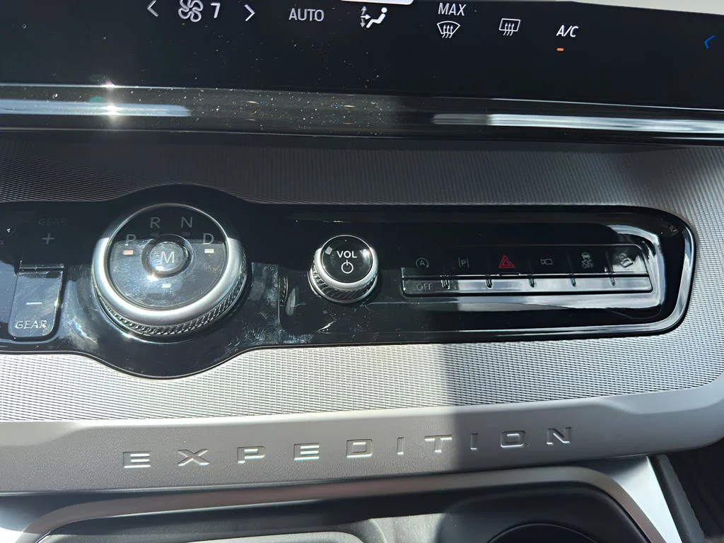 New 2025 Space Silver Metallic Ford Active image 20