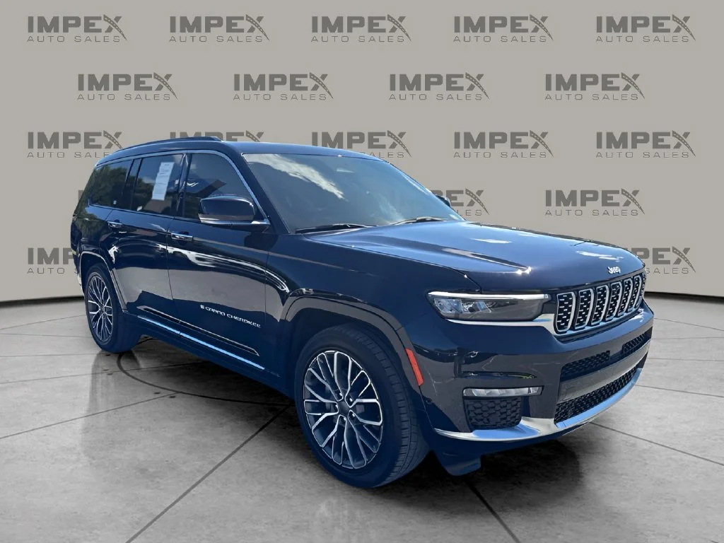 Used 2024 Black Jeep Summit image 7