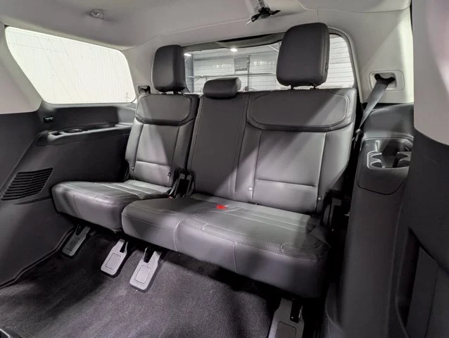 New 2027 Glacier Gray Metallic Tri-Coat Ford Active image 49