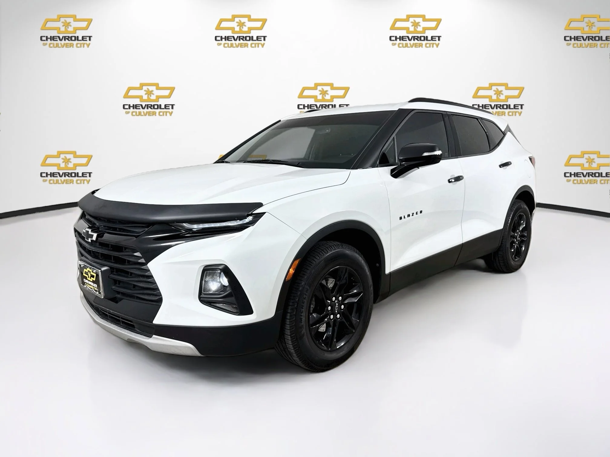 Used 2020 SUMMIT WHITE Chevrolet LT image 3