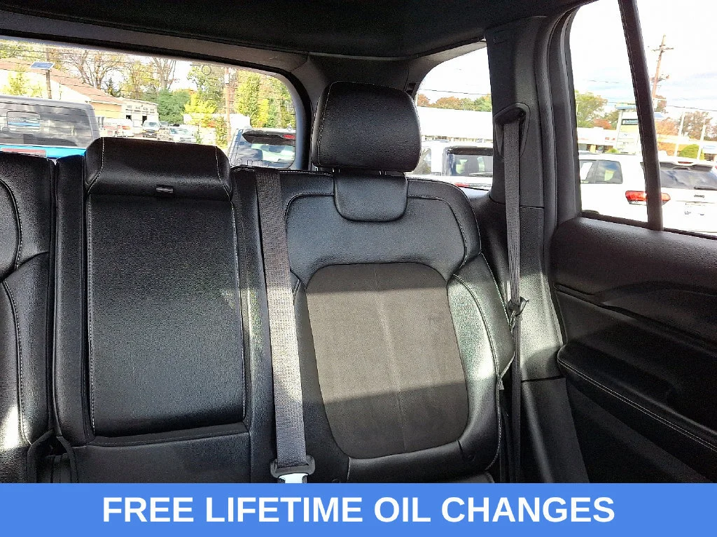 Used 2023 Bright White Clearcoat Jeep Altitude X image 21