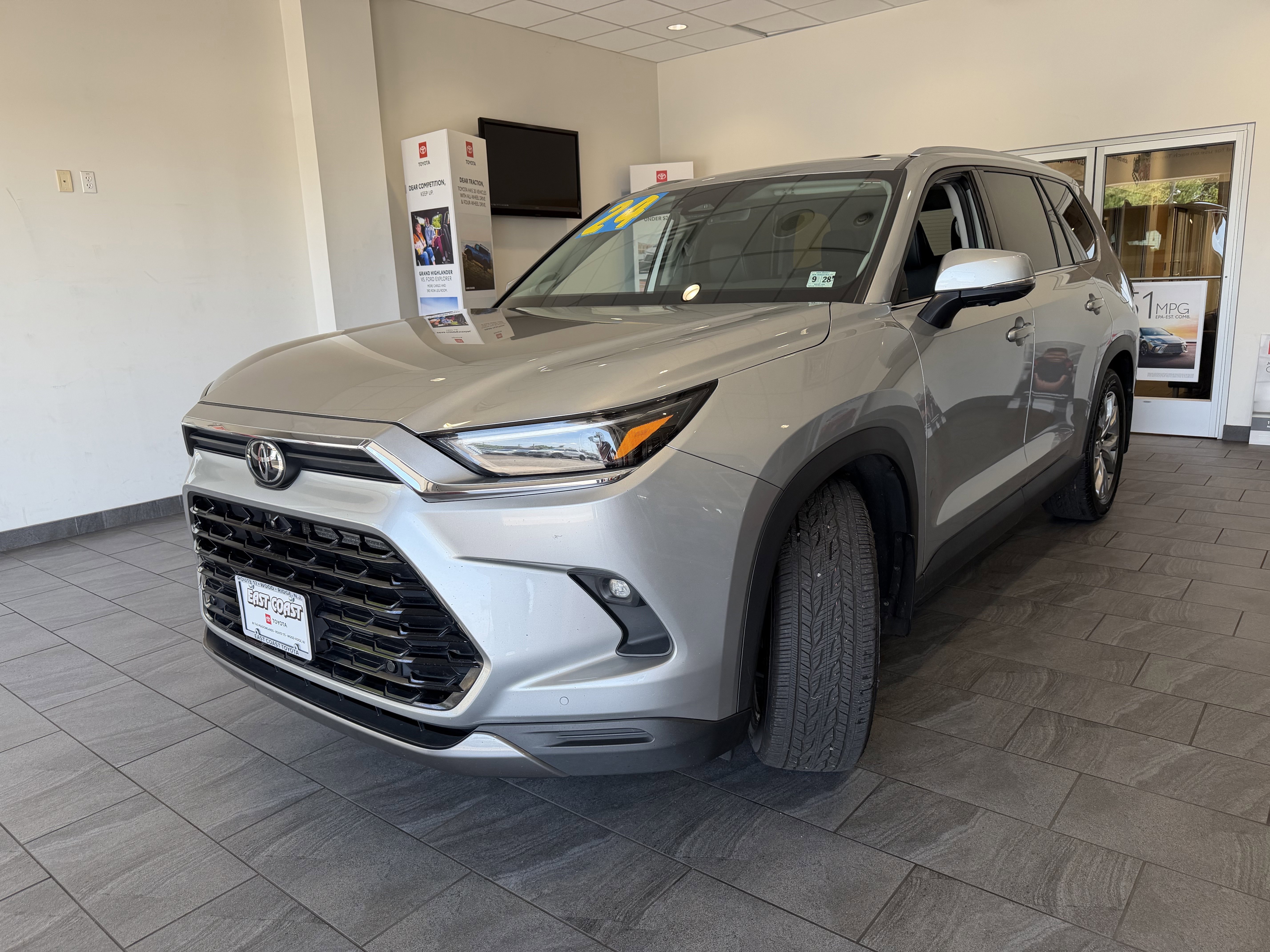 Certified Used 2024 Silver Toyota  image 3