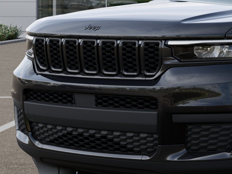 New 2025 Diamond Black Crystal Pearl-Coat Exterior Paint Jeep Altitude X image 41