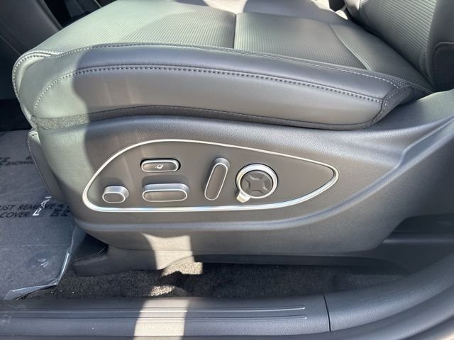 New 2026 Creamy White Pearl Hyundai Calligraphy image 13