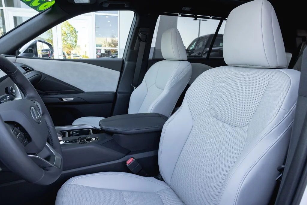 2026 Lexus TX Premium - Photo 11