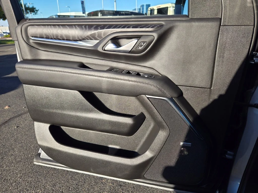 Used 2024 Sterling Metallic GMC Denali image 17
