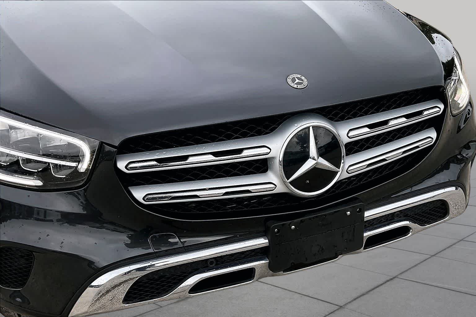 Certified Used 2021 Graphite Grey Metallic Mercedes-Benz GLC 300 image 28