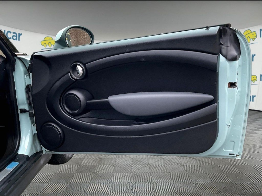 Used 2012 Blue MINI Base image 12