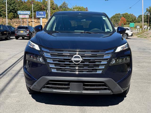 Used 2024 Blue Nissan SV image 17